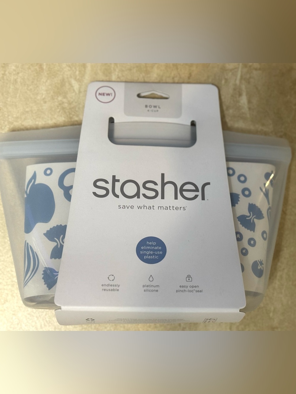 Stasher™ 4 Cup Bowl, 2 Cup Bowl, 2 Sandwich & 2 Snacks - Picture 4 of 10